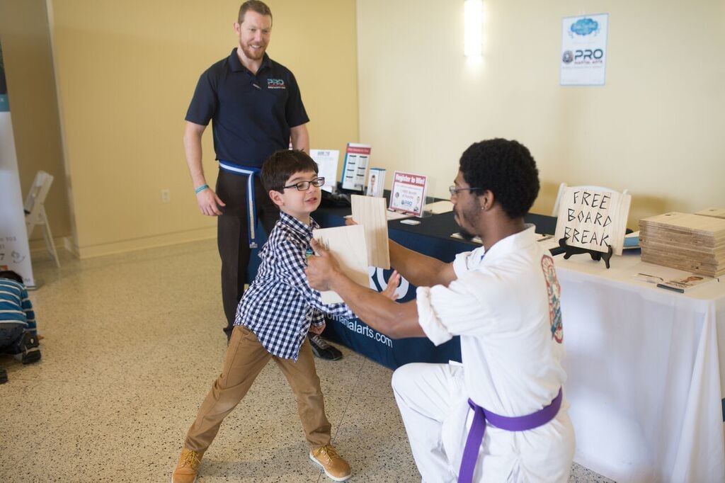 vendor table - Pro Martial Arts