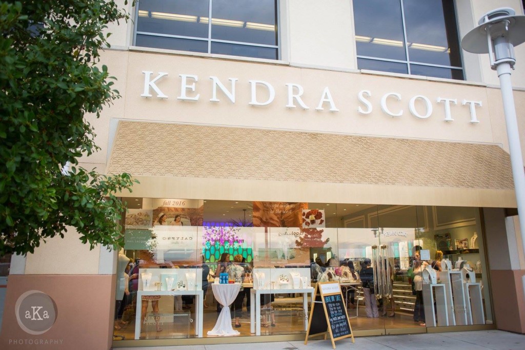 Kendra Scott, The Plaza at Preston Center, Dallas Moms Blog
