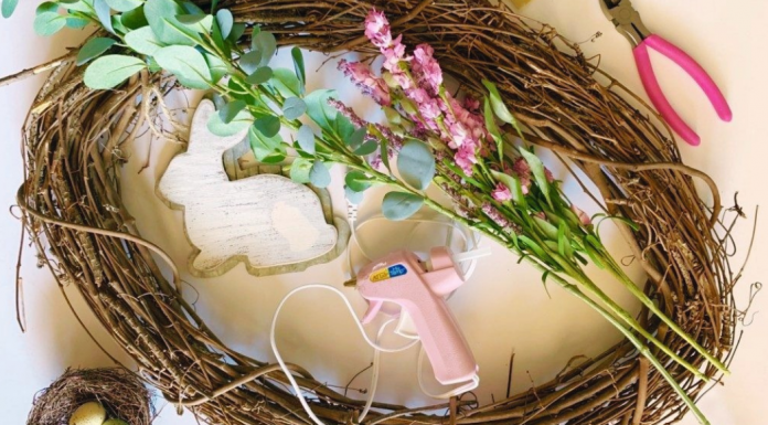 easy DIY spring wreath supplies