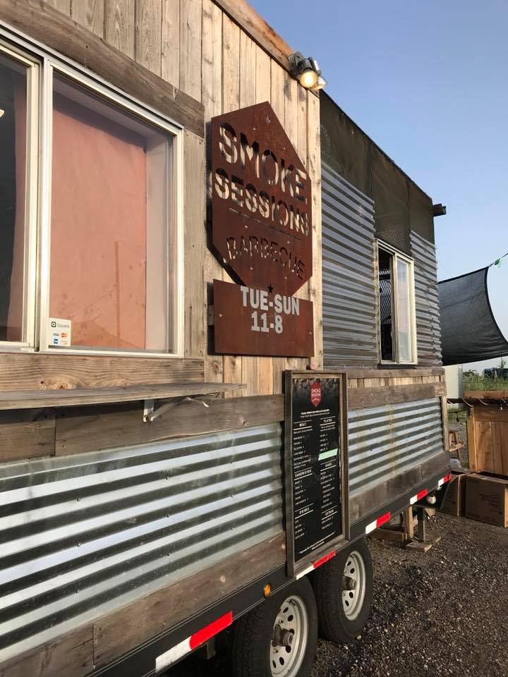 smoke sessions trailer exterior, best BBQ brisket in Dallas