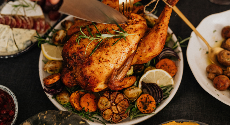 Keep Calm & Merry On: 3 Easy Ways to Simplify Holiday Meals