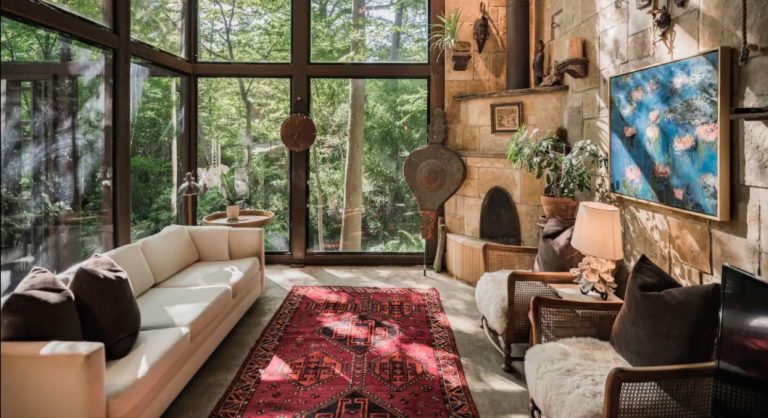 white rock treehouse, cool Dallas airbnbs