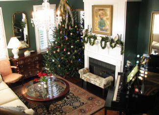 North Carolina Christmas Tree Association living room decorated